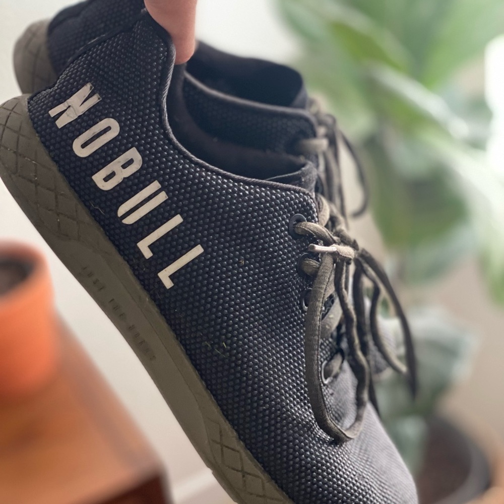 SOLD No Bull Trainers black & olive green
